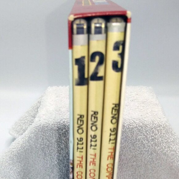 Reno 911 The Complete Second Season Uncensored Boxed Set 3-Discs TV Comedy 2005 - Picture 6 of 7